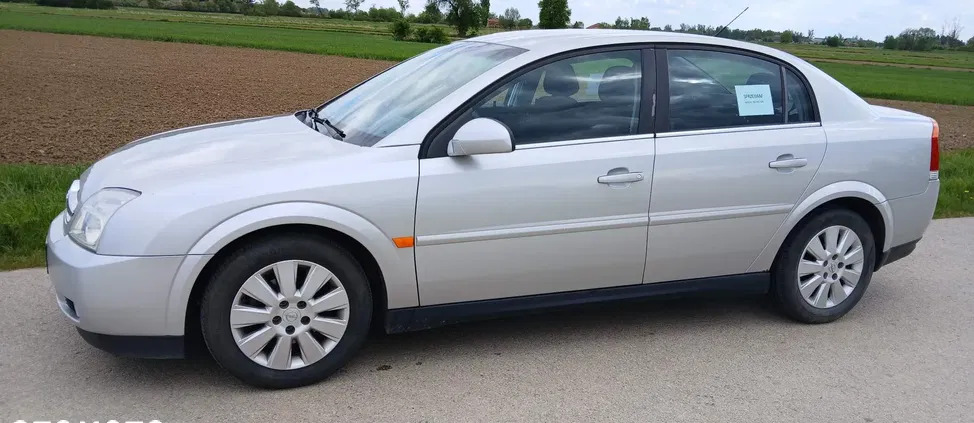 samochody osobowe Opel Vectra cena 8500 przebieg: 194200, rok produkcji 2003 z Kozienice